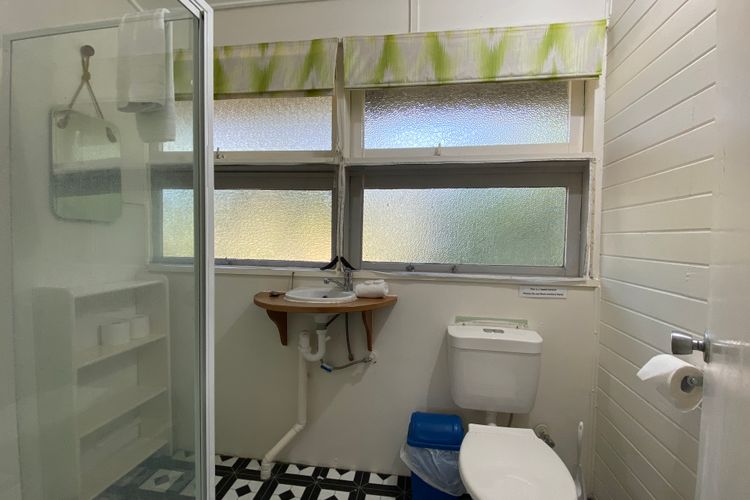 The Captain’s Manor on Cook 4