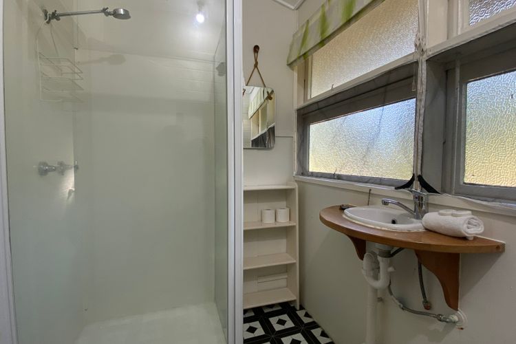 The Captain’s Manor on Cook 4