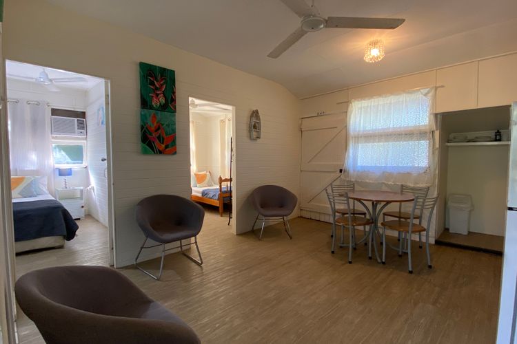 The Captain’s Manor on Cook 4