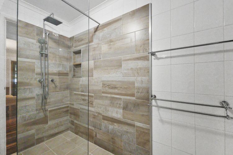 Kingfisher on Mandalay