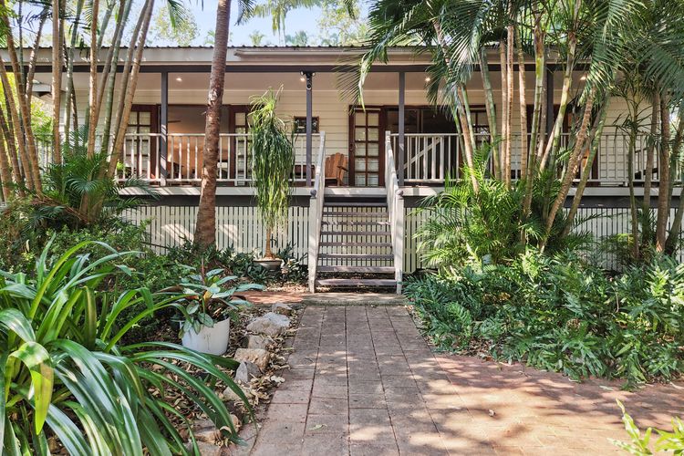 Kingfisher on Mandalay