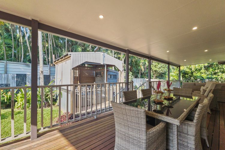 Kingfisher on Mandalay