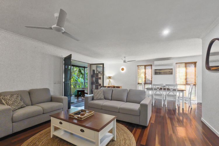 Kingfisher on Mandalay