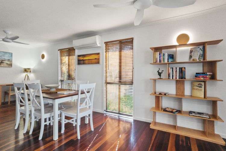 Kingfisher on Mandalay