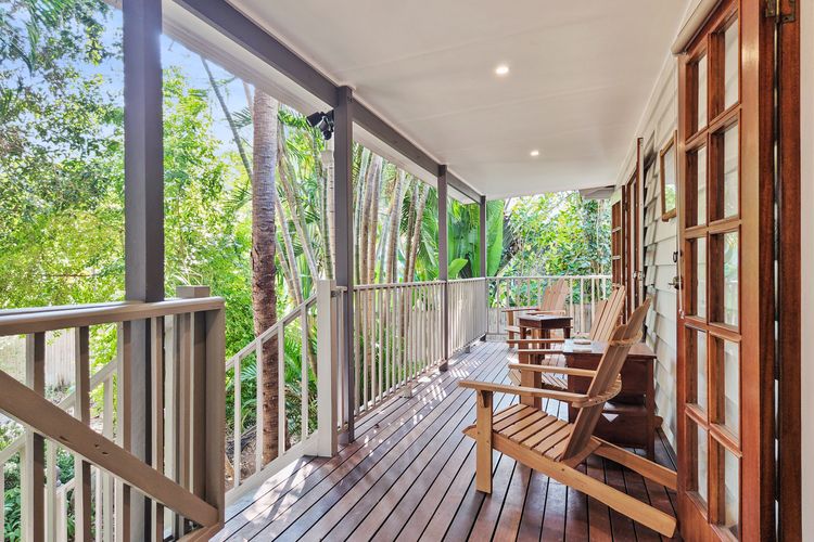 Kingfisher on Mandalay