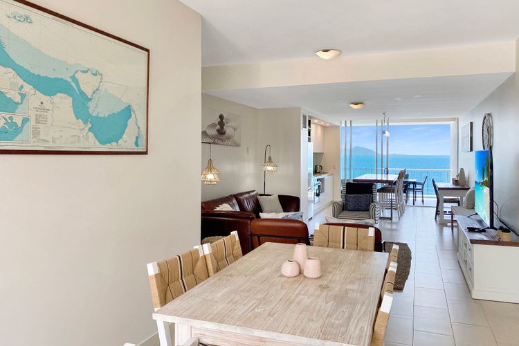 1 Bright Point Apartment 4305