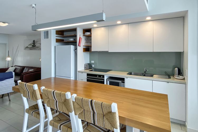 1 Bright Point Apartment 4305