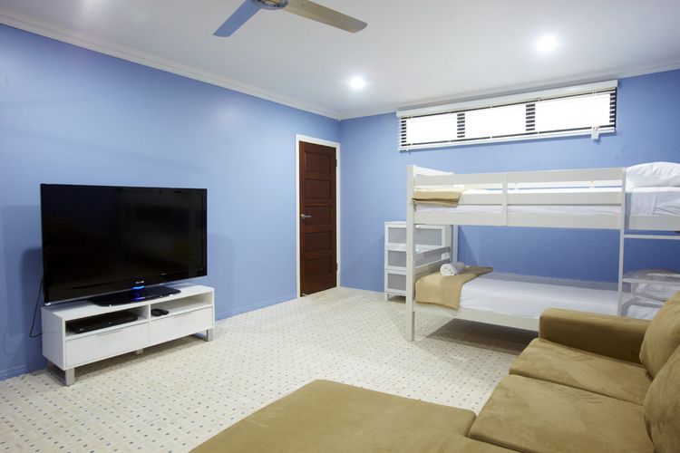 Beached on Magnetic - Bedroom 4