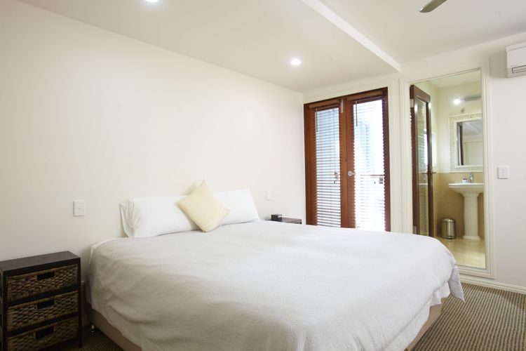 Beached on Magnetic - Bedroom 3