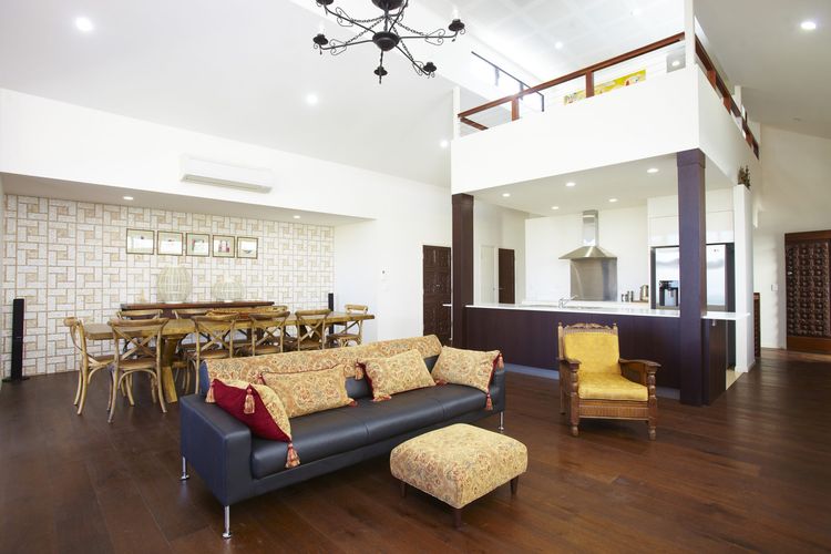 Beached on Magnetic - Living Area