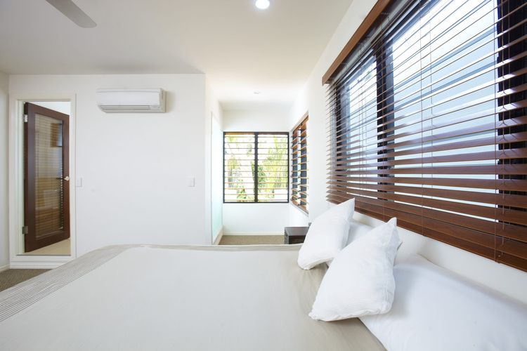 Beached on Magnetic - Bedroom 2