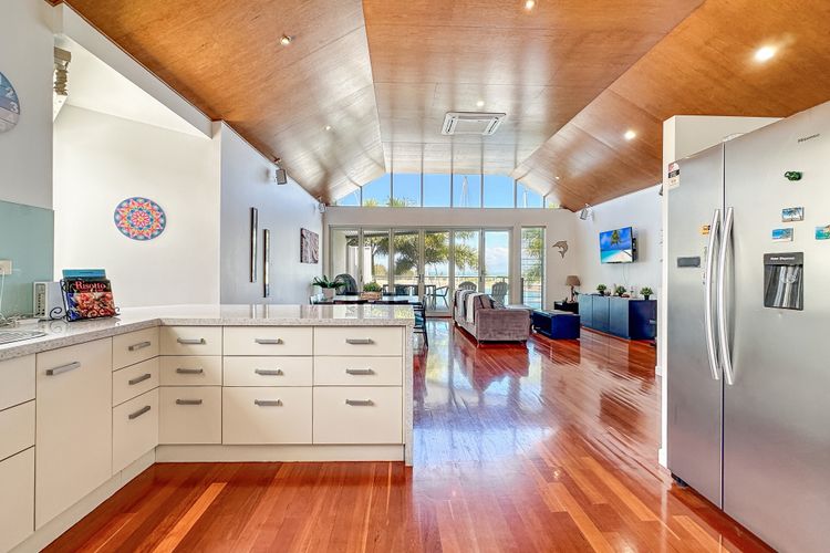 Solmar At The Waters Edge