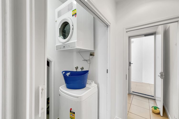 Solmar At The Waters Edge