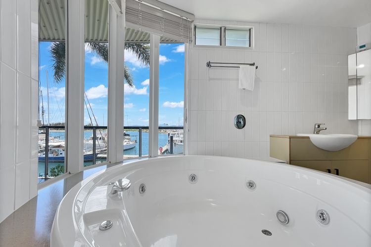 Solmar At The Waters Edge