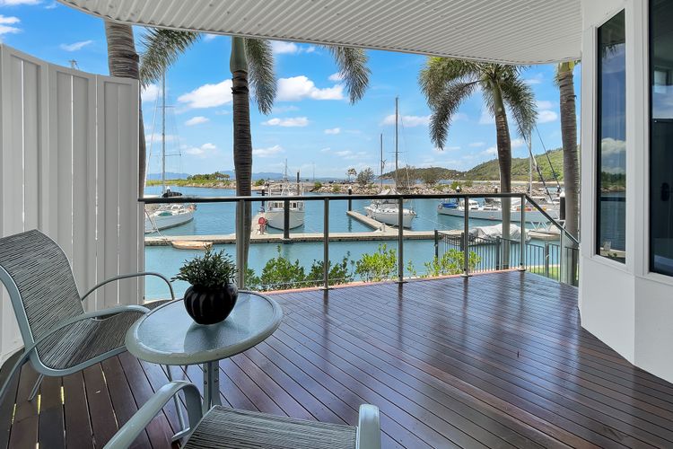 Solmar At The Waters Edge