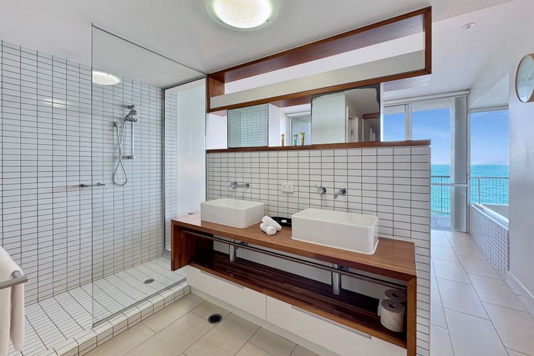 1 Bright Point Apartment 4204, 146 Sooning Street