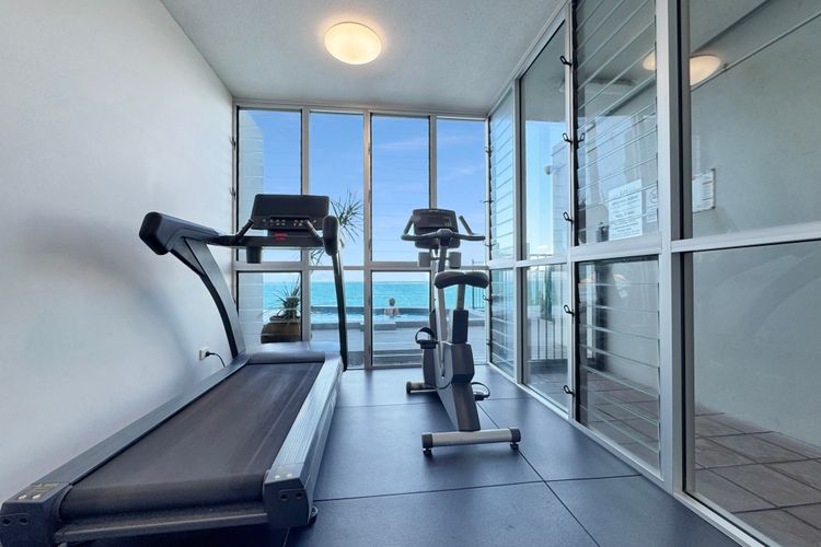 1 Bright Point Apartment 4204, 146 Sooning Street