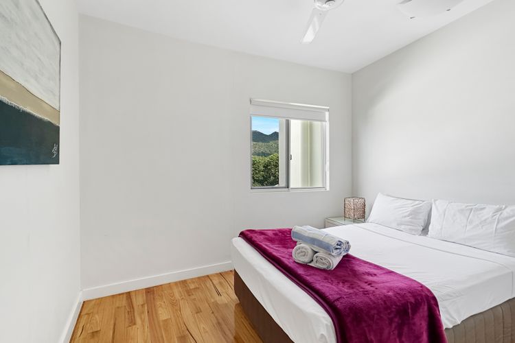 Beachside Apartment 14