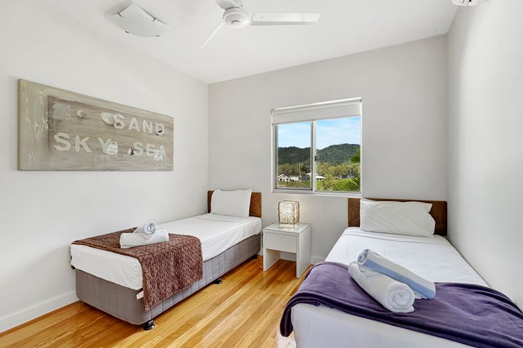 Beachside Apartment 14