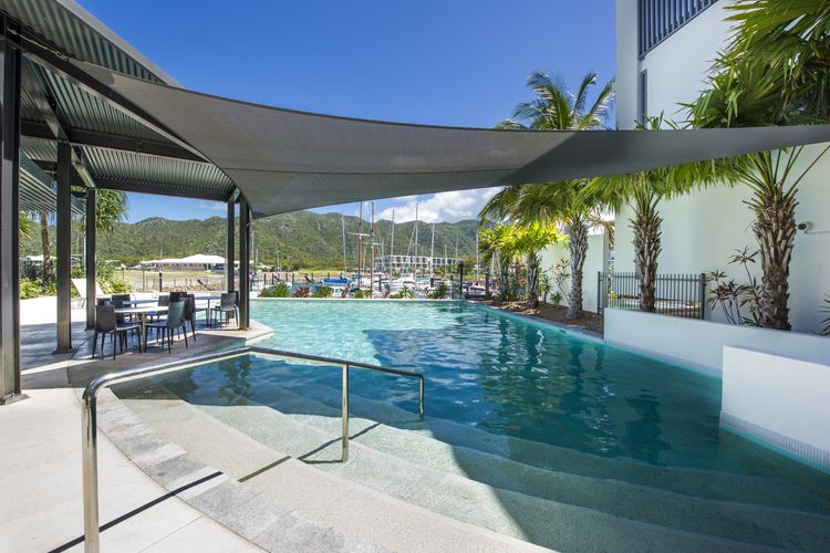 Blue on Blue Apartment 327 - Resort Pool