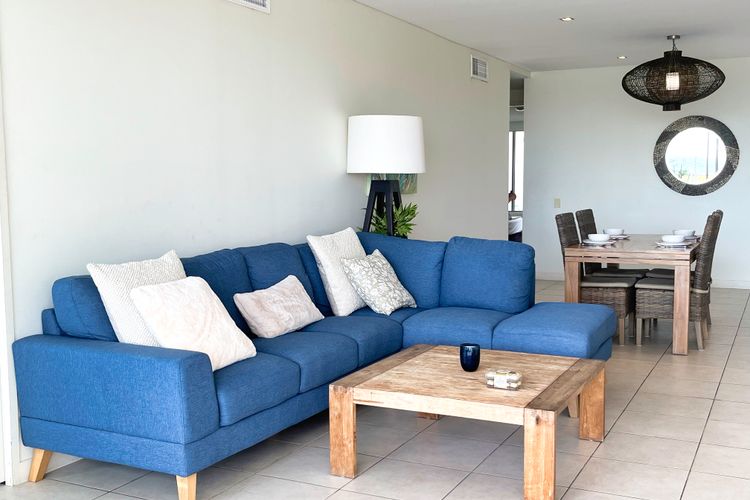 Blue on Blue Apartment 933