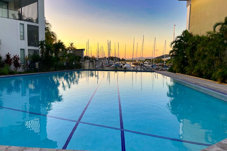 Blue on Blue Apartment 933