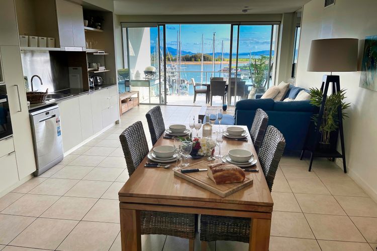 Blue on Blue Apartment 933