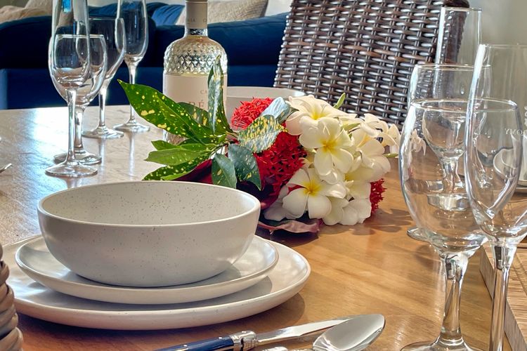 Blue on Blue Apartment 933