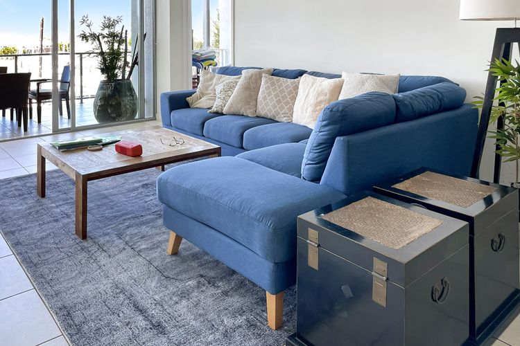 Blue on Blue Apartment 933