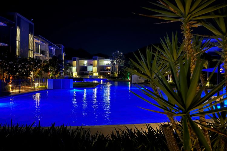 Blue on Blue Apartment 933