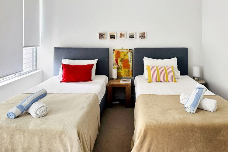 Blue on Blue Apartment 933