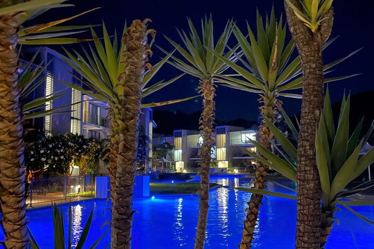 Blue on Blue Apartment 933