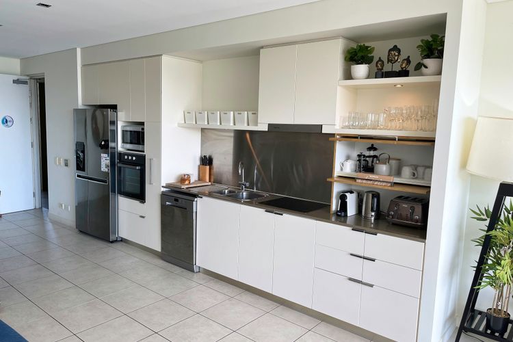 Blue on Blue Apartment 933