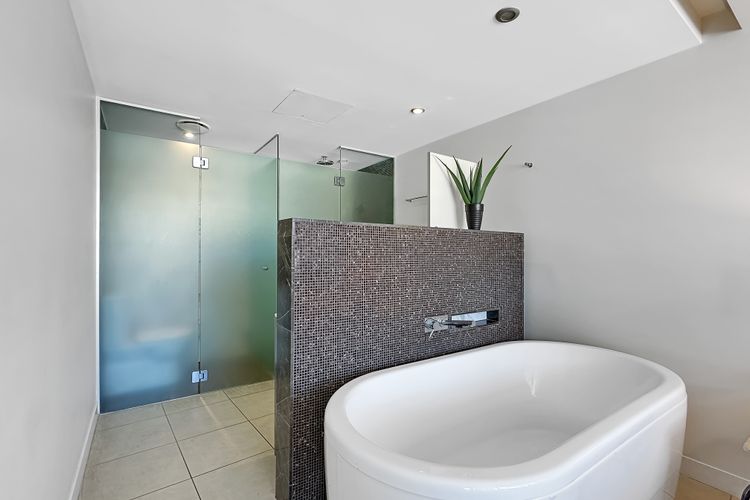 Blue on Blue Penthouse Apartment 335