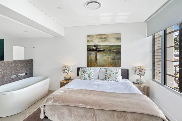 Blue on Blue Penthouse Apartment 335