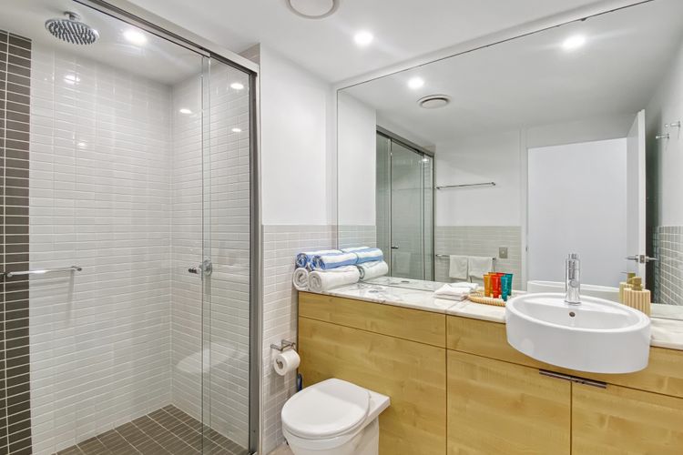 Blue on Blue Studio Room 1222