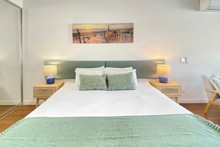 Blue on Blue Studio Room 1222