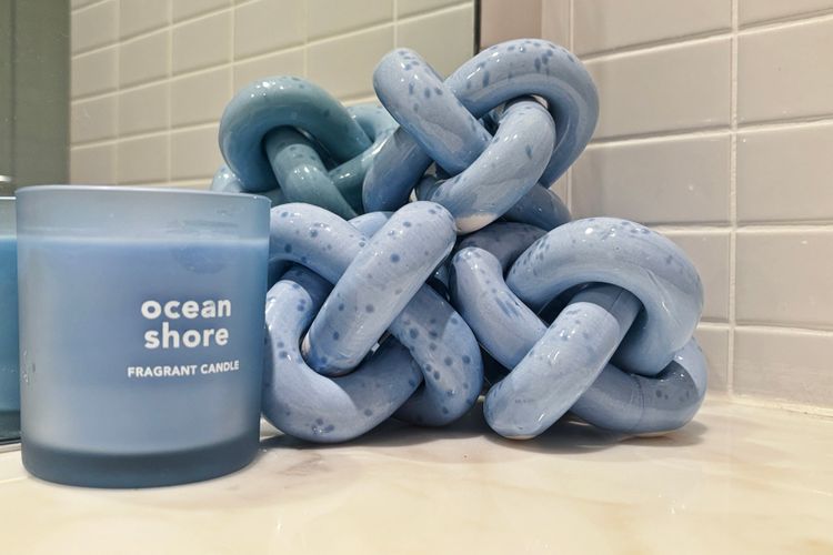 Blue on Blue Studio Room 1272