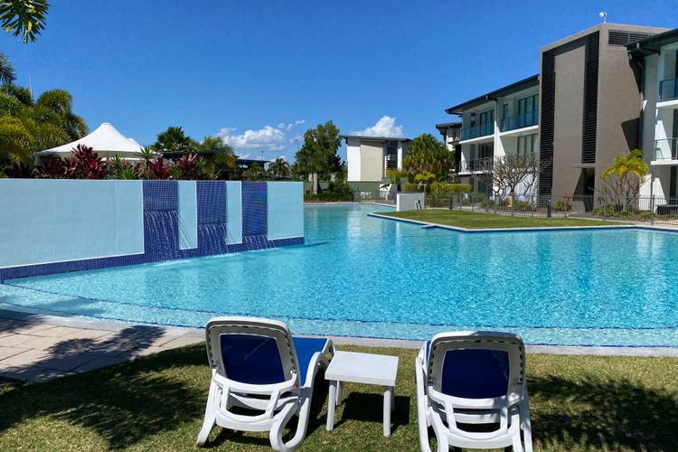 Blue on Blue Studio Room 1272