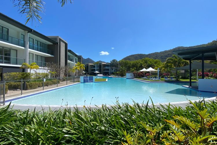 Blue on Blue Studio Room 1272