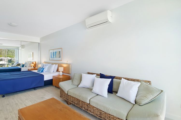 Blue on Blue Studio Room 1322