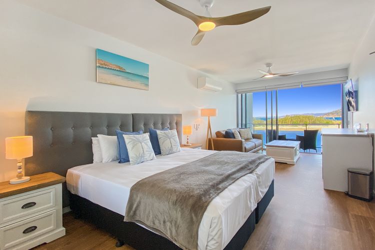 Blue on Blue Studio Room 1362