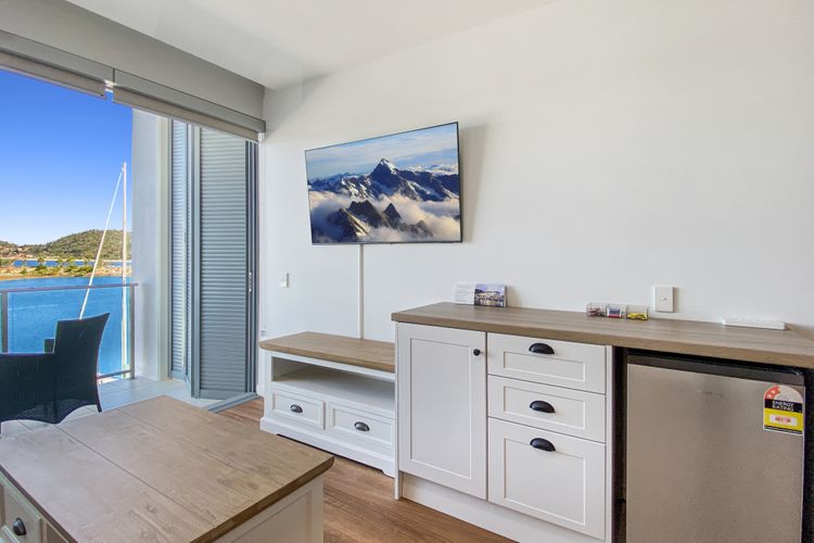 Blue on Blue Studio Room 1362