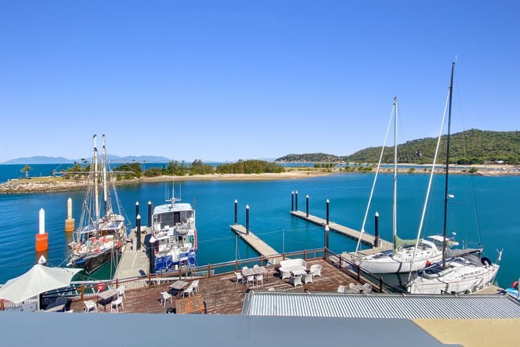 Blue on Blue Studio Room 1362