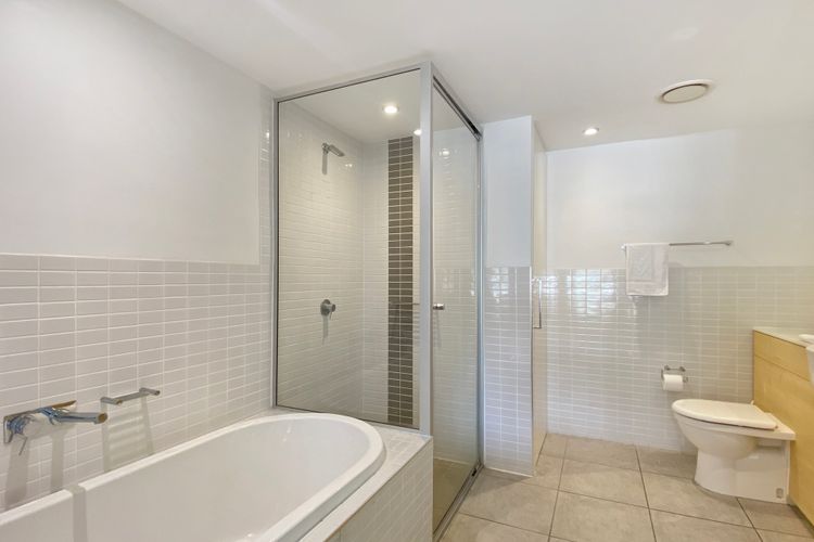 Blue on Blue Superior Studio Room 1221