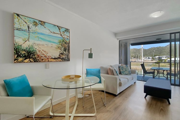 Blue on Blue Superior Studio Room 1241