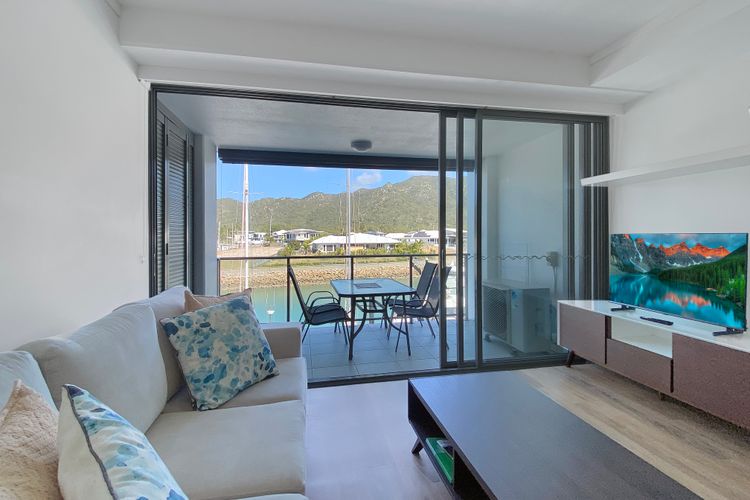 Blue on Blue Superior Studio Room 1241