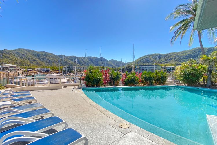 Blue on Blue Superior Studio Room 1241