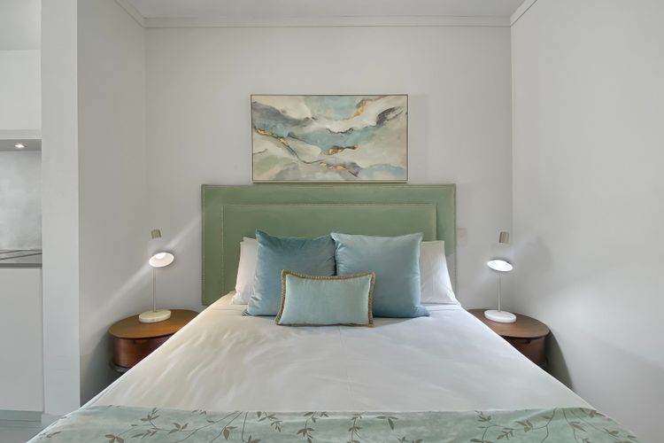 Blue on Blue Superior Studio Room 1241