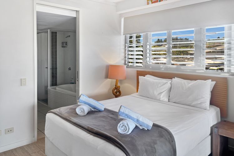 Blue on Blue Superior Studio Room 1271